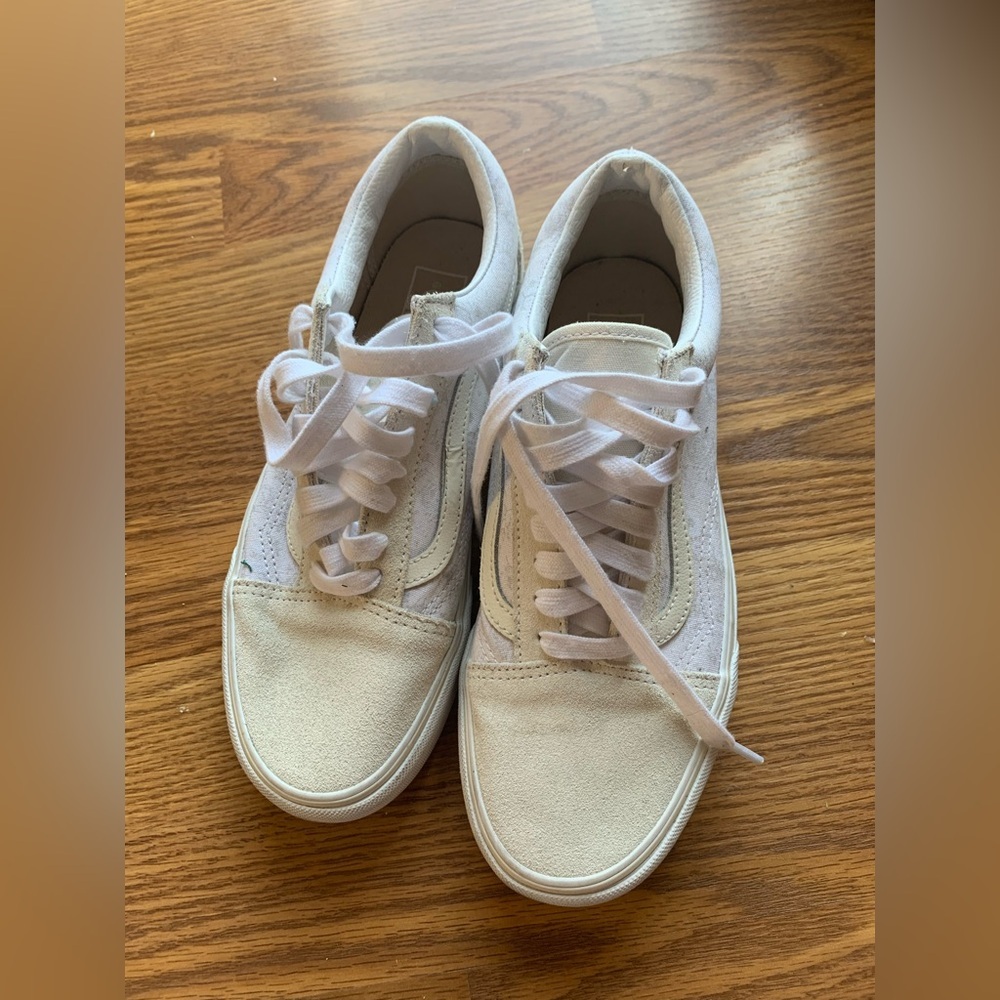 Vans Casual Shoes White Cream Women Size 9 Footwear Everyday Mens 7.5 Shoes